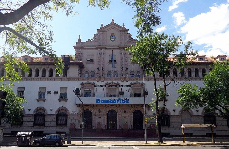 Policlínico Bancario